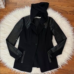 NWT Blanc Noir Women’s Black Leather Hooded Jacket Size Medium